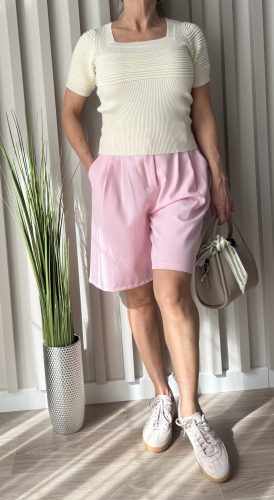 Luna” bordázott krém felső