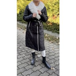 Öves szörmegalléros télikabát fekete