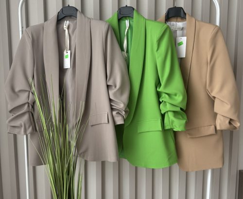 „ColorPop női oversize színes blézer – lezser elegancia minden alkalomra”