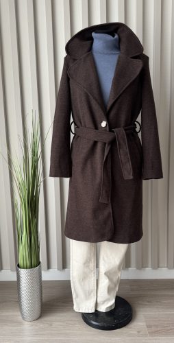  Elegáns övvel megkötős gyapjúhatású női kabát – több színben