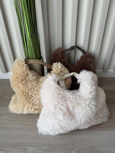 Nagy szőrme sopper bag