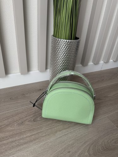 Női színes kis méretű oldaltáska, levehető Vál pánttal