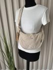 Félhold alakú crossbody válltáska