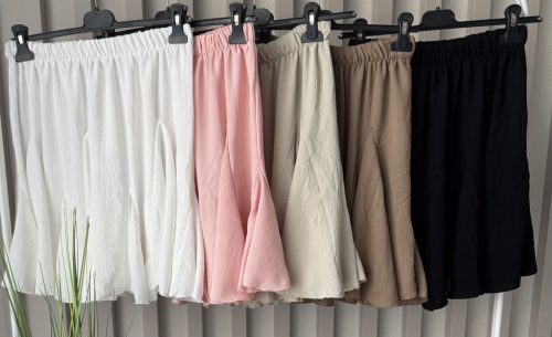 City Chic” fodros mini szoknya