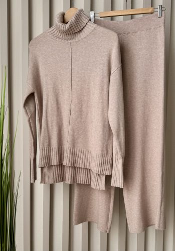 Vastag kötött melegítő szett