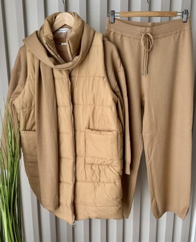 Mellényes melegítő szett+sál